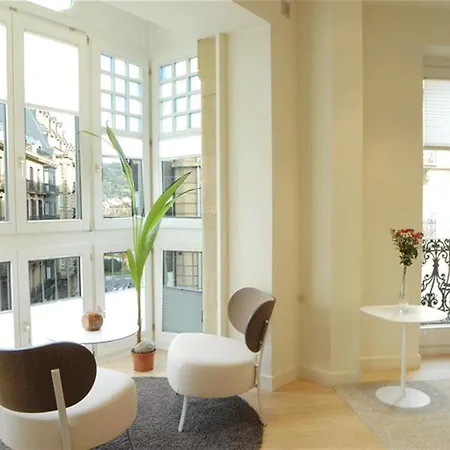 Friendly Bergara Apartman *